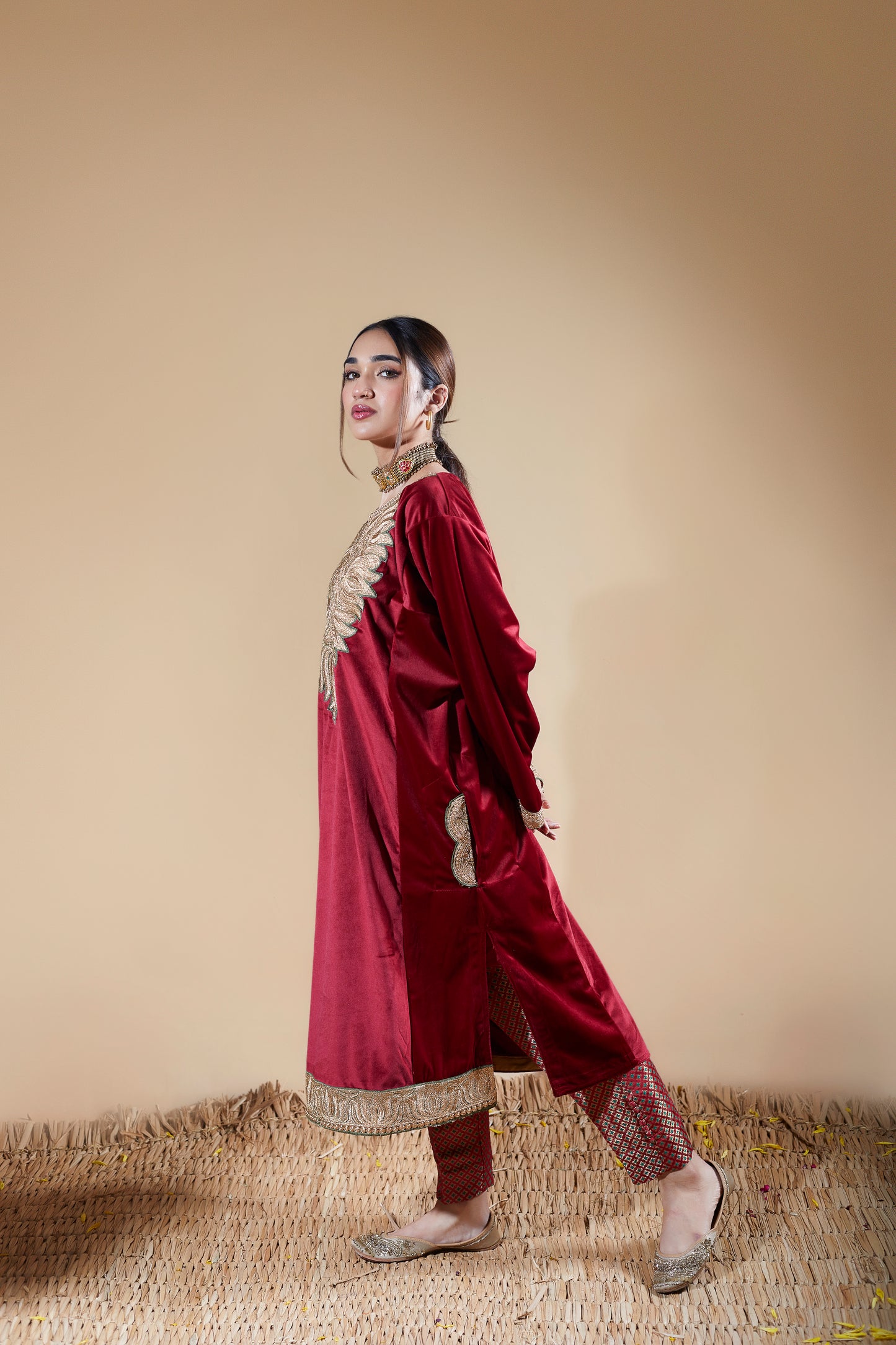 Maroon Silk Velvet Pheran Set